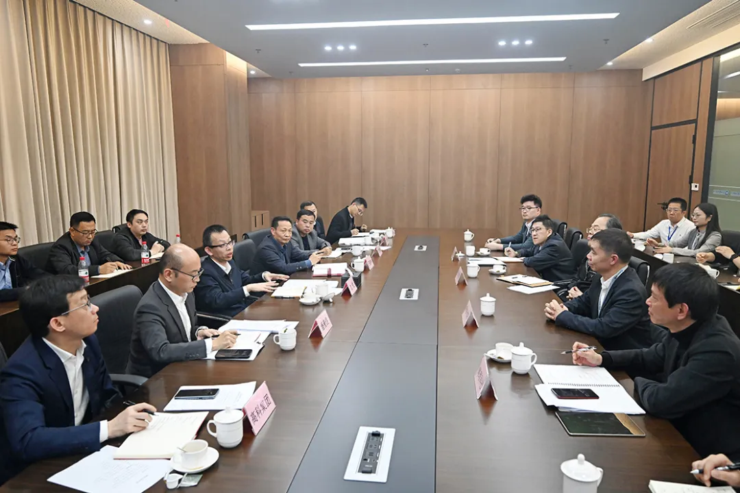 武汉市委常委、东湖高新区党工委书记沈悦调研推进数智病理产业发展工作.png